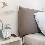 Alessia's Flat - Sarpi 3 アパート ミラノ